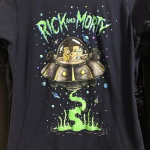Rick and Morty Hot topic shirt Size M